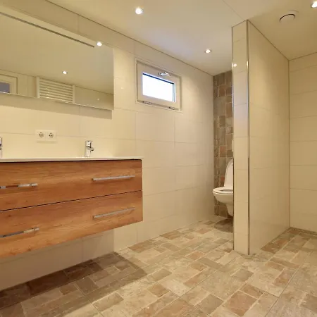 Modern Holiday In With Rain Shower *